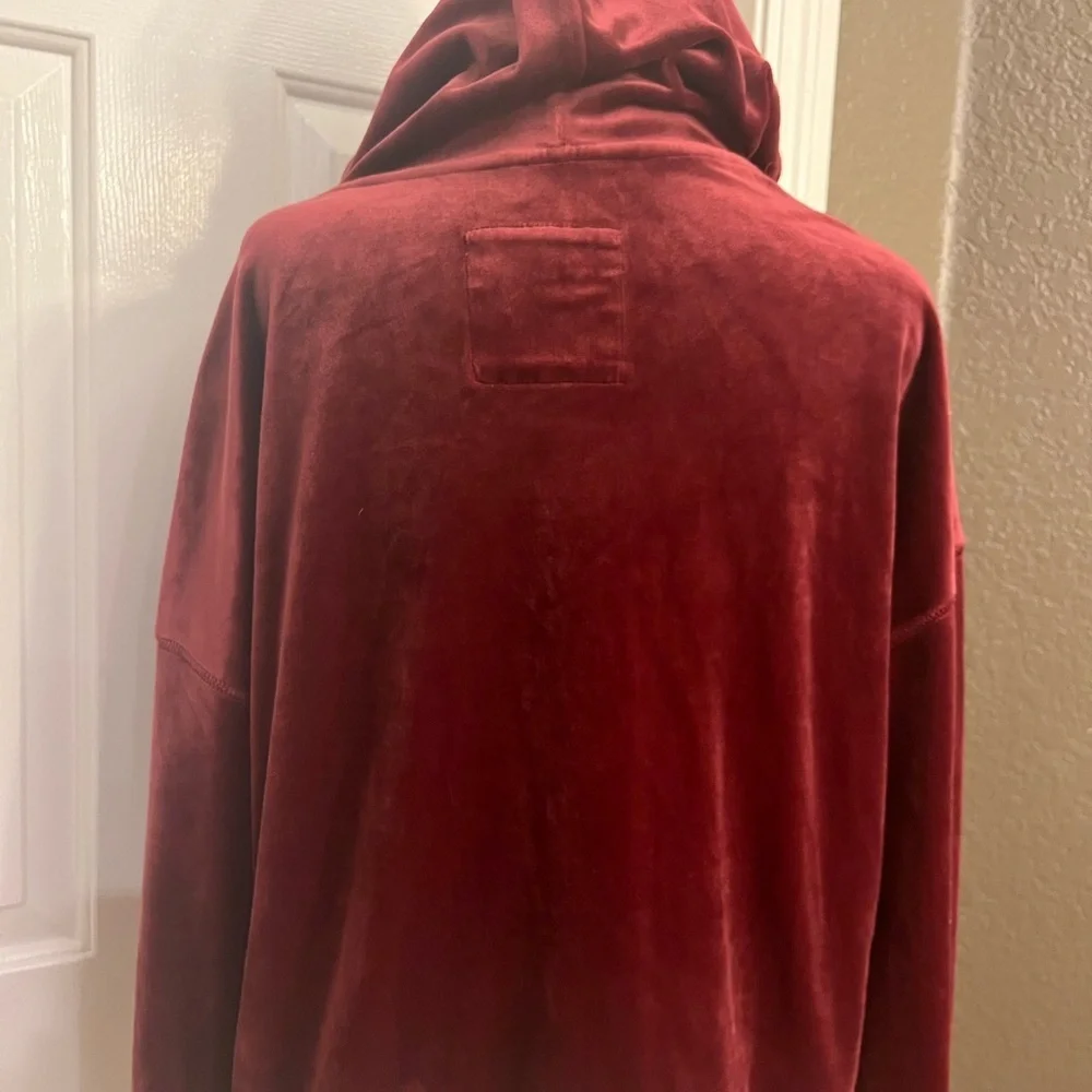 Red wine hollister hoodie size L